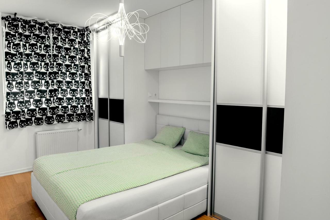 Flexible Selfcheckins 7 - Zagreb - Garage - Electric Vehicle Ccharger - Loggia - New - Luxury - Apartments Repinc 7 Ngoại thất bức ảnh