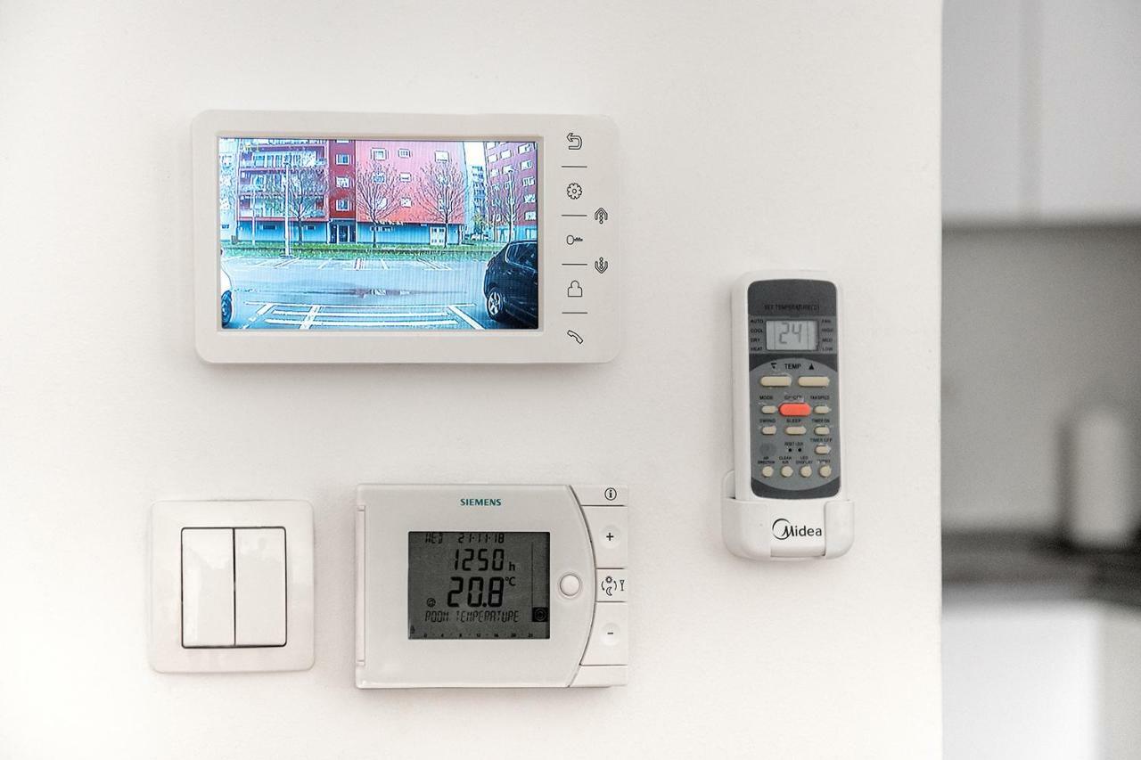 Flexible Selfcheckins 7 - Zagreb - Garage - Electric Vehicle Ccharger - Loggia - New - Luxury - Apartments Repinc 7 Ngoại thất bức ảnh