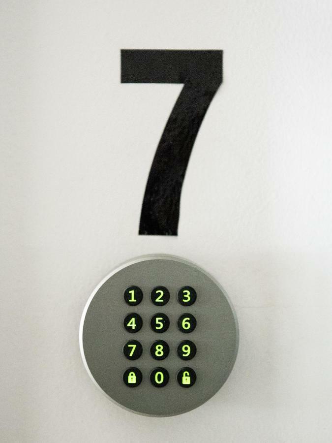 Flexible Selfcheckins 7 - Zagreb - Garage - Electric Vehicle Ccharger - Loggia - New - Luxury - Apartments Repinc 7 Ngoại thất bức ảnh